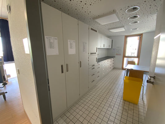 Medizinschrank - Holzwerkstoff 510x210cm