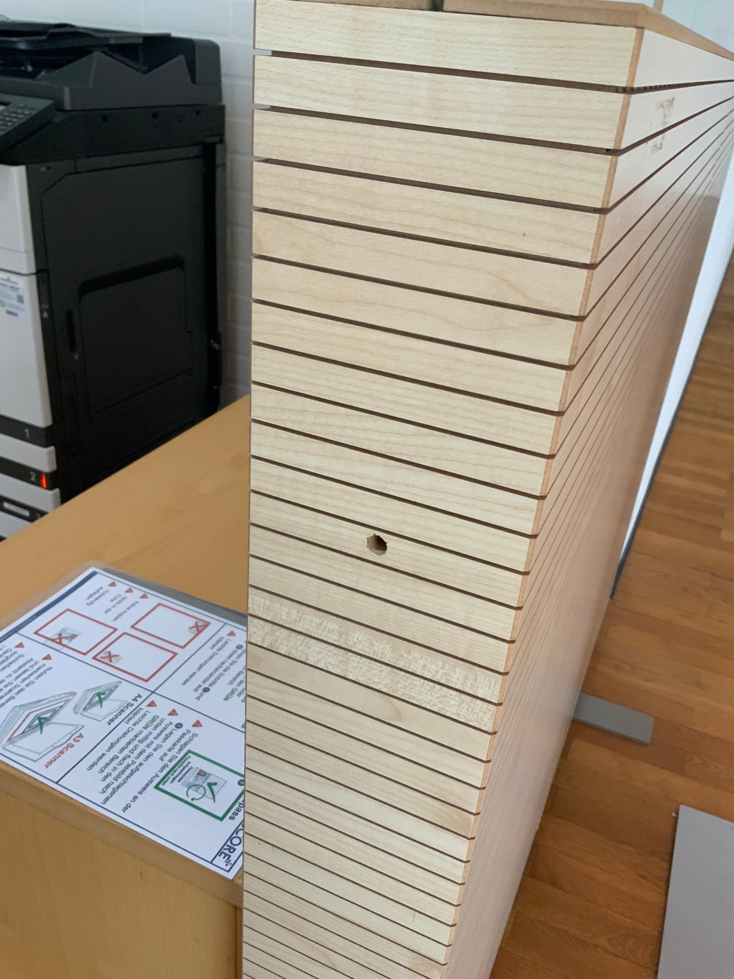 Raumtrennelement mit Glasaufsatz - Holz/Glas 150x158x12cm
