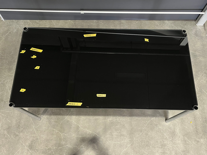 USM Haller Tisch, Graphitschwarz, RAL 9011, Glasplatte 1500 x 750 x 740