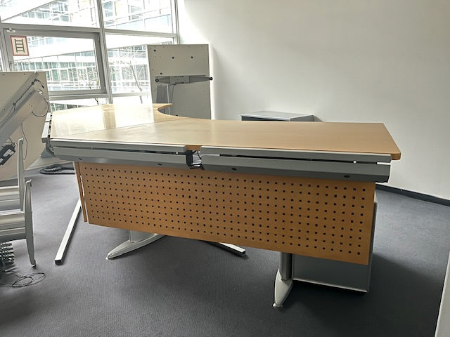 Direktoren-Schreibtisch_links/rechts