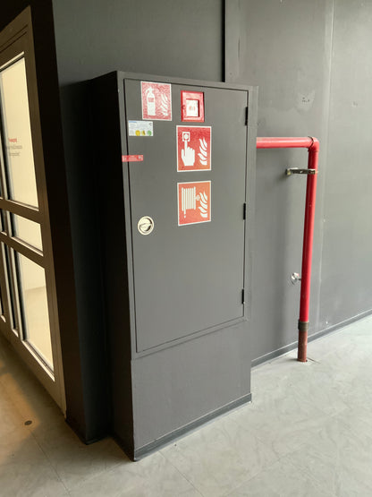 Feuerlöschkasten 1095x925x250