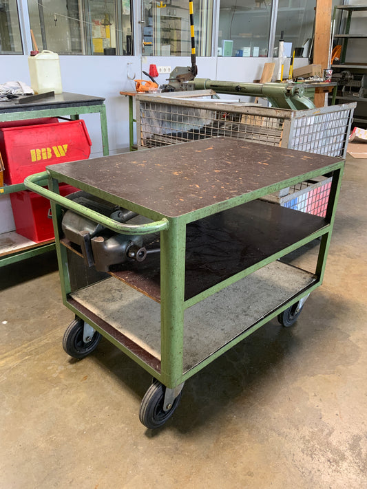 Werkstattrollwagen mit Schraubstock - Metall/Holzauflage 1000x840x700mm