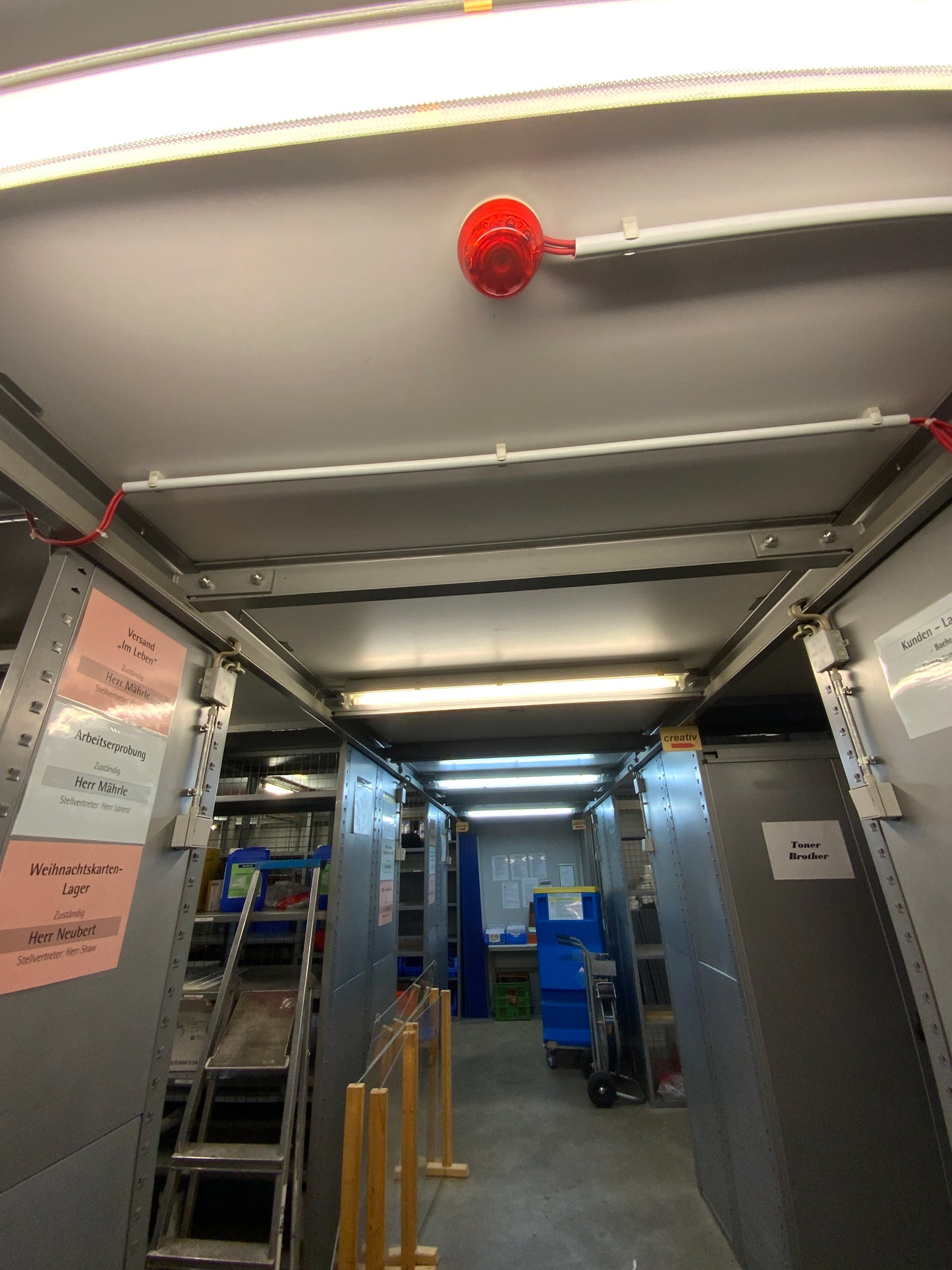 SSI SCHÄFER R4000 - mehrgeschossige Regaleinrichtung - Metall 25.5x2.17x8m