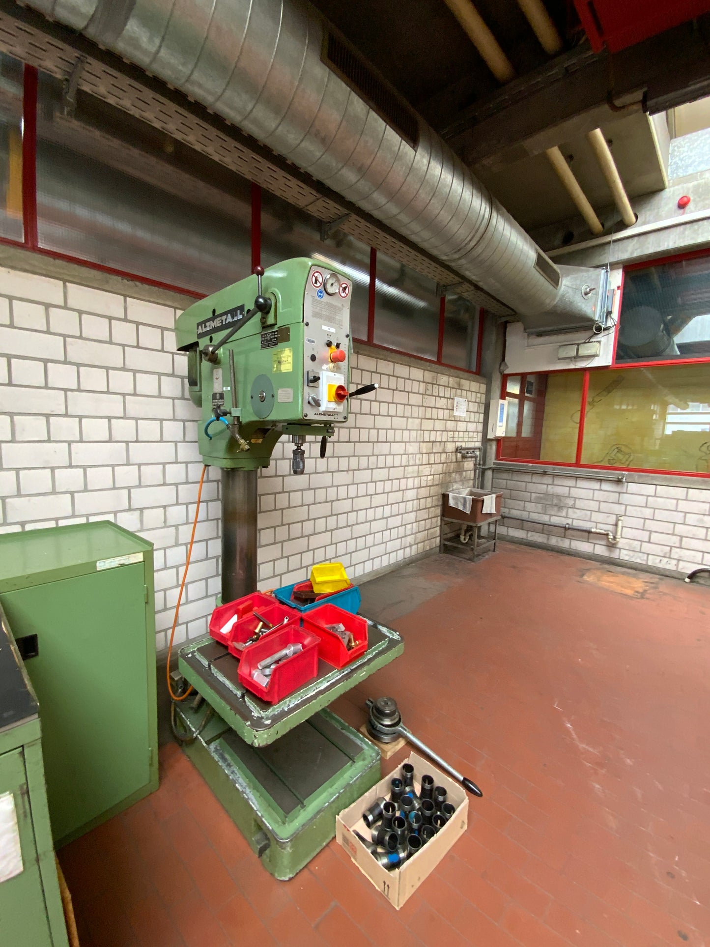 ALZMETALL AB4SV - Säulenbohrmaschine