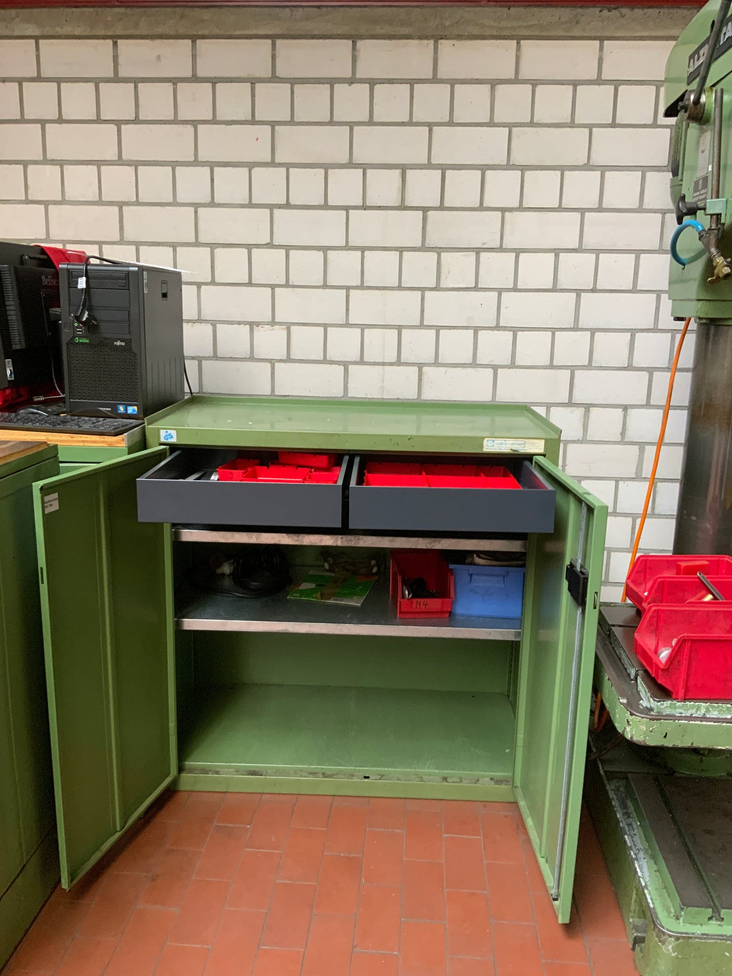 Walter + Schier Werkzeugschrank - Metall 1000x990x500mm