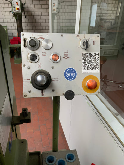 HERMLE 37 Fräsmaschine