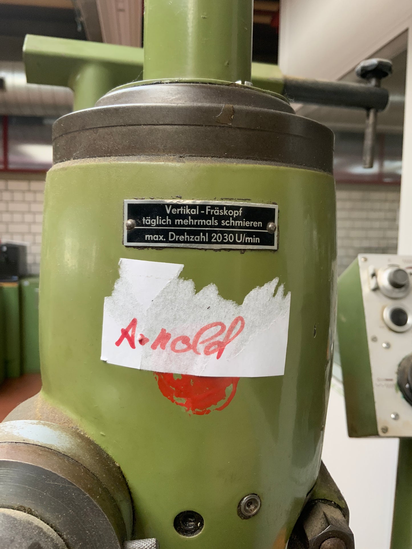 HERMLE 37 Fräsmaschine