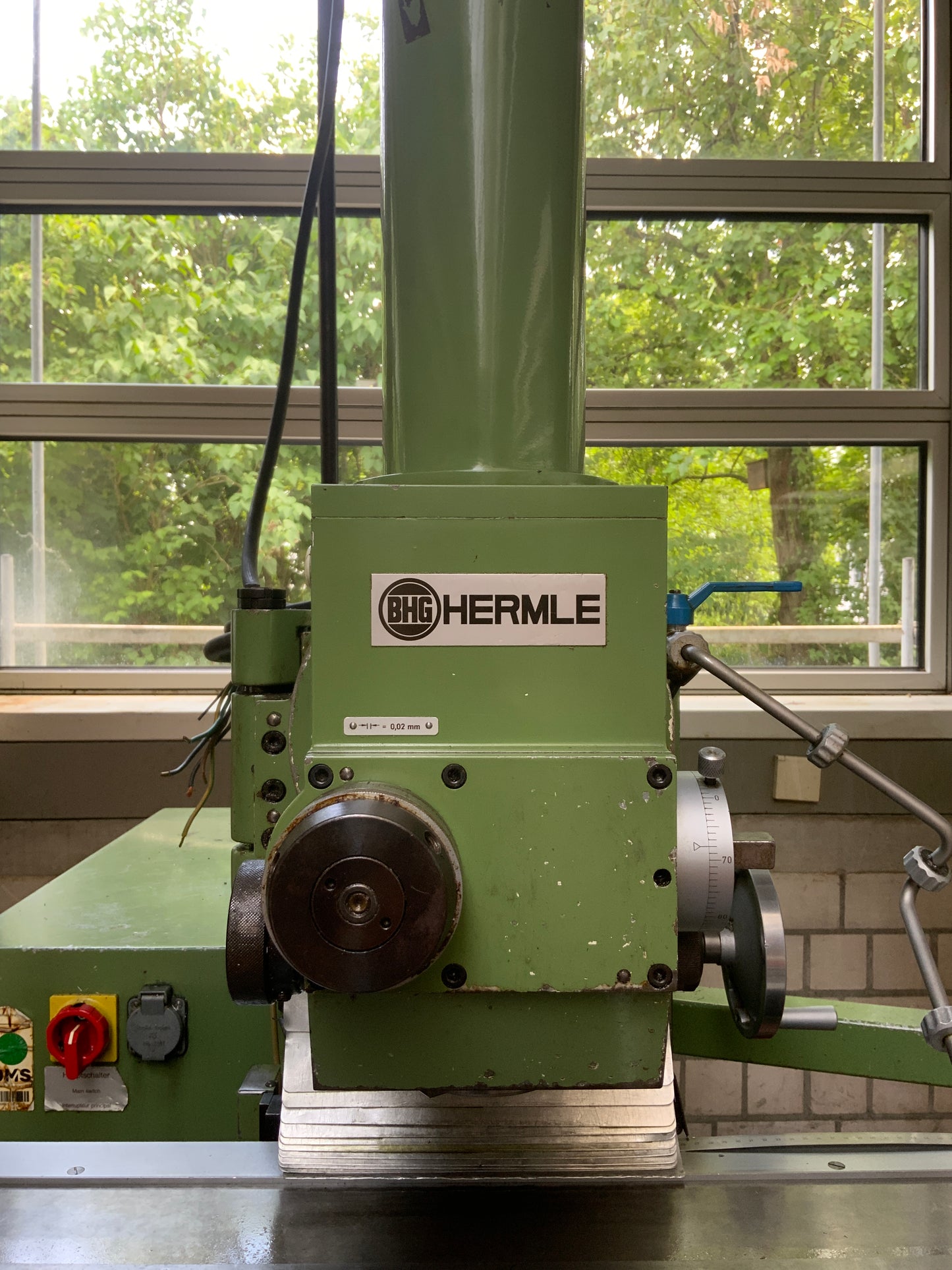 HERMLE UWF 801 - Werkzeugfräsmaschine