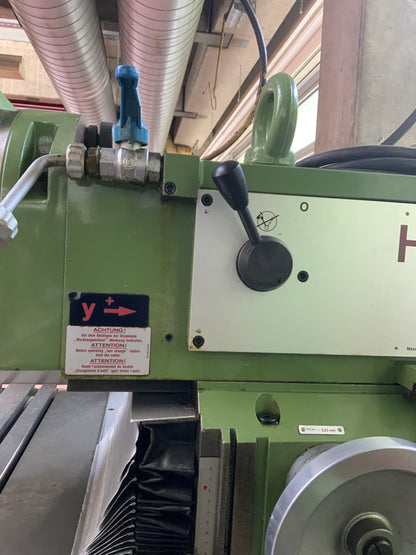 HERMLE UWF 801 - Werkzeugfräsmaschine
