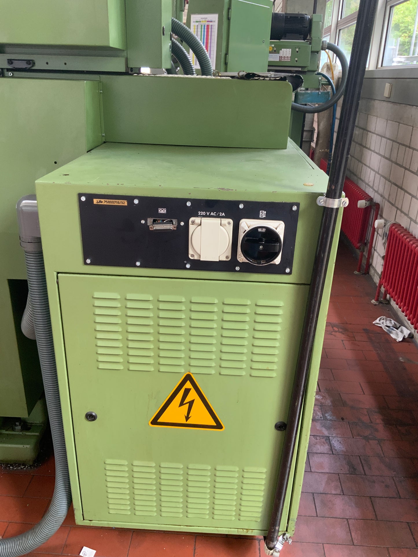 Universal MIKRON WF 21 D - Fräs- und Bohrmaschine