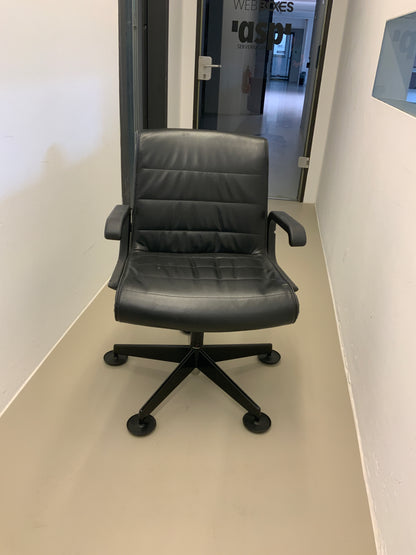 Knoll Lederdrehstuhl – Chefsessel / Bürodrehstuhl /  (gebraucht, Top-Zustand)