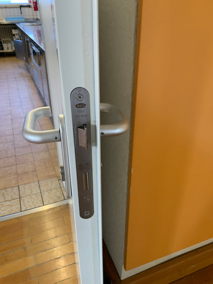 BS-Tür / Türanlage mit Rundglas- T30-1 FSA - innen - Metall- DIN R - 98x211.5x20cm