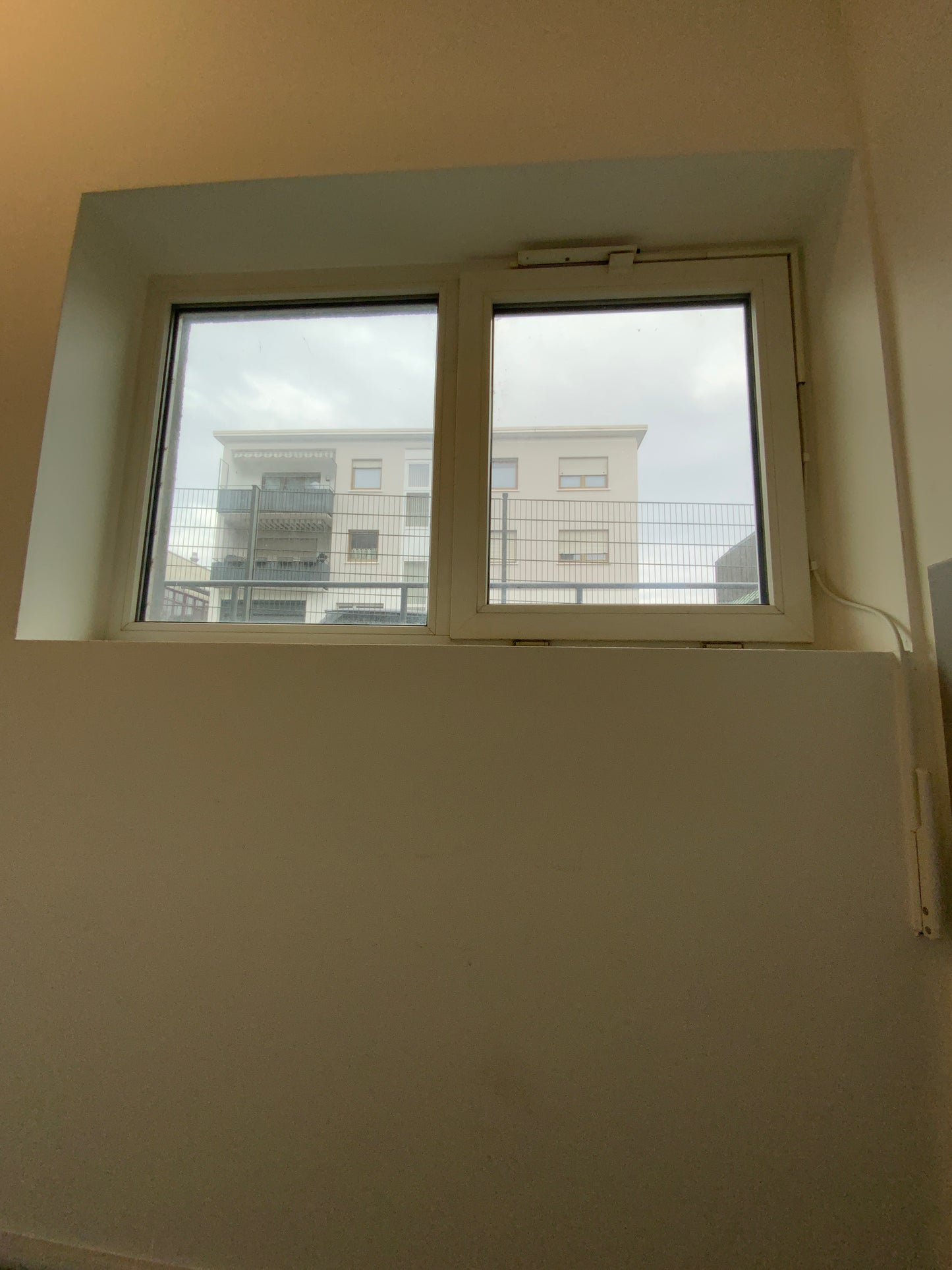 Fenster 2-fach Verglasung - Kunststoff/Alu 164x101 cm
