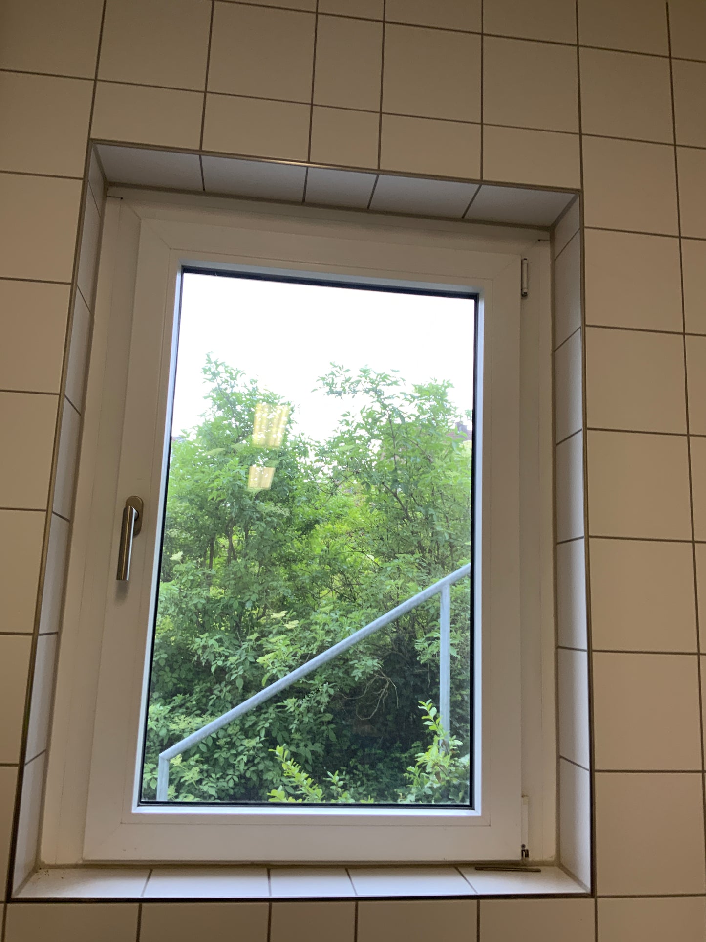 Fenster 2-fach Verglasung mit Jalousie  - Kunststoff/Alu 94x127x8