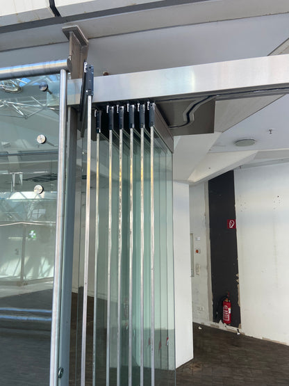 Glas-Faltwandsystem Typ 1 A/B (auf Edelstahlschiene) – ReUse