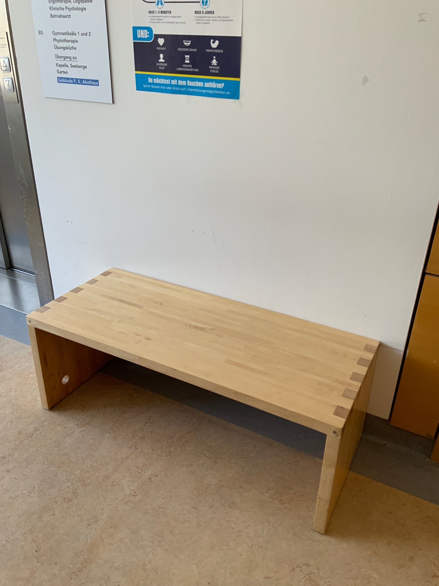 Sitzbank - Holz 119x45x50cm