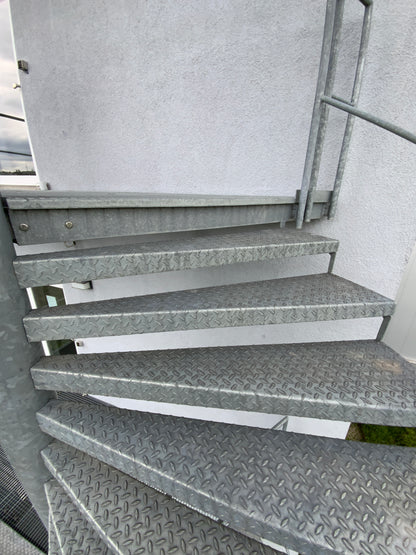 Treppenanlage/Spindeltreppe - Außen - Stahl - Ø 3020mm
