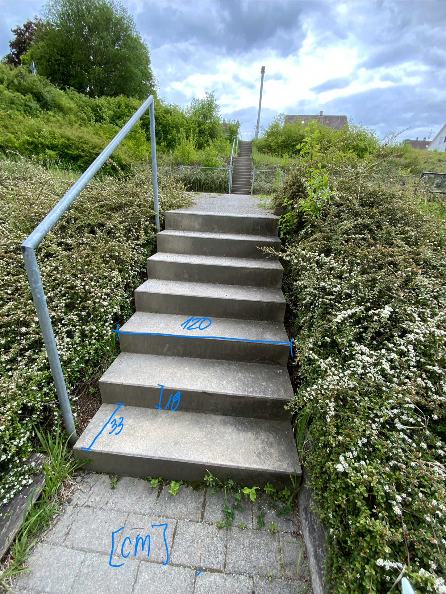 Treppenanlage (Stufen) - außen - Beton - 120x18x33cm
