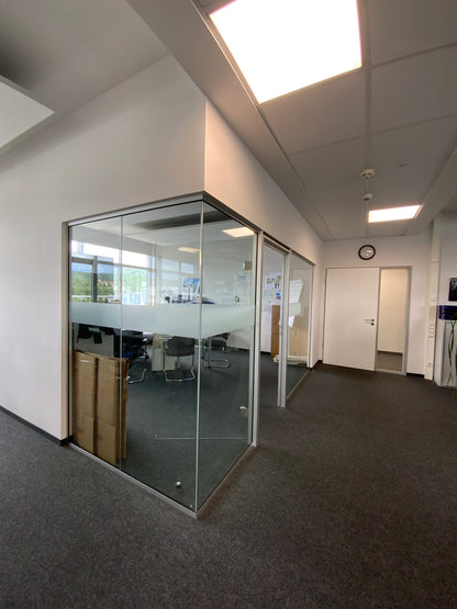 Systemtrennwand - Aluminium/Glas 384x203x156cm