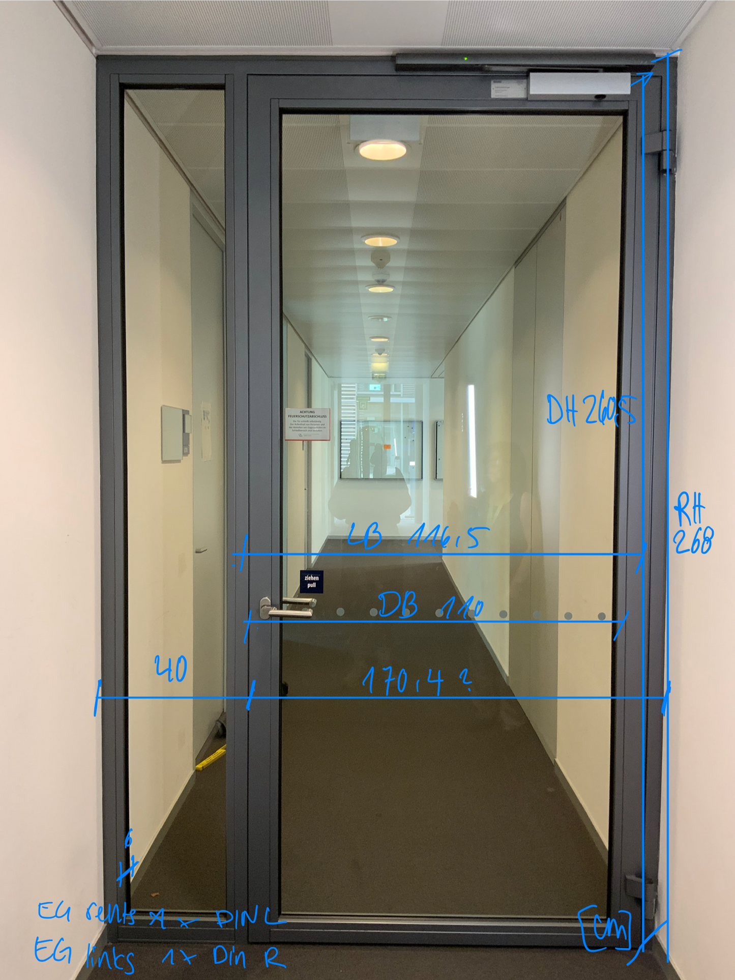 HÖRMANN Rauchschutztür mit Glaseinsatz 1-flüglig - DIN R 170.4x268x6 cm