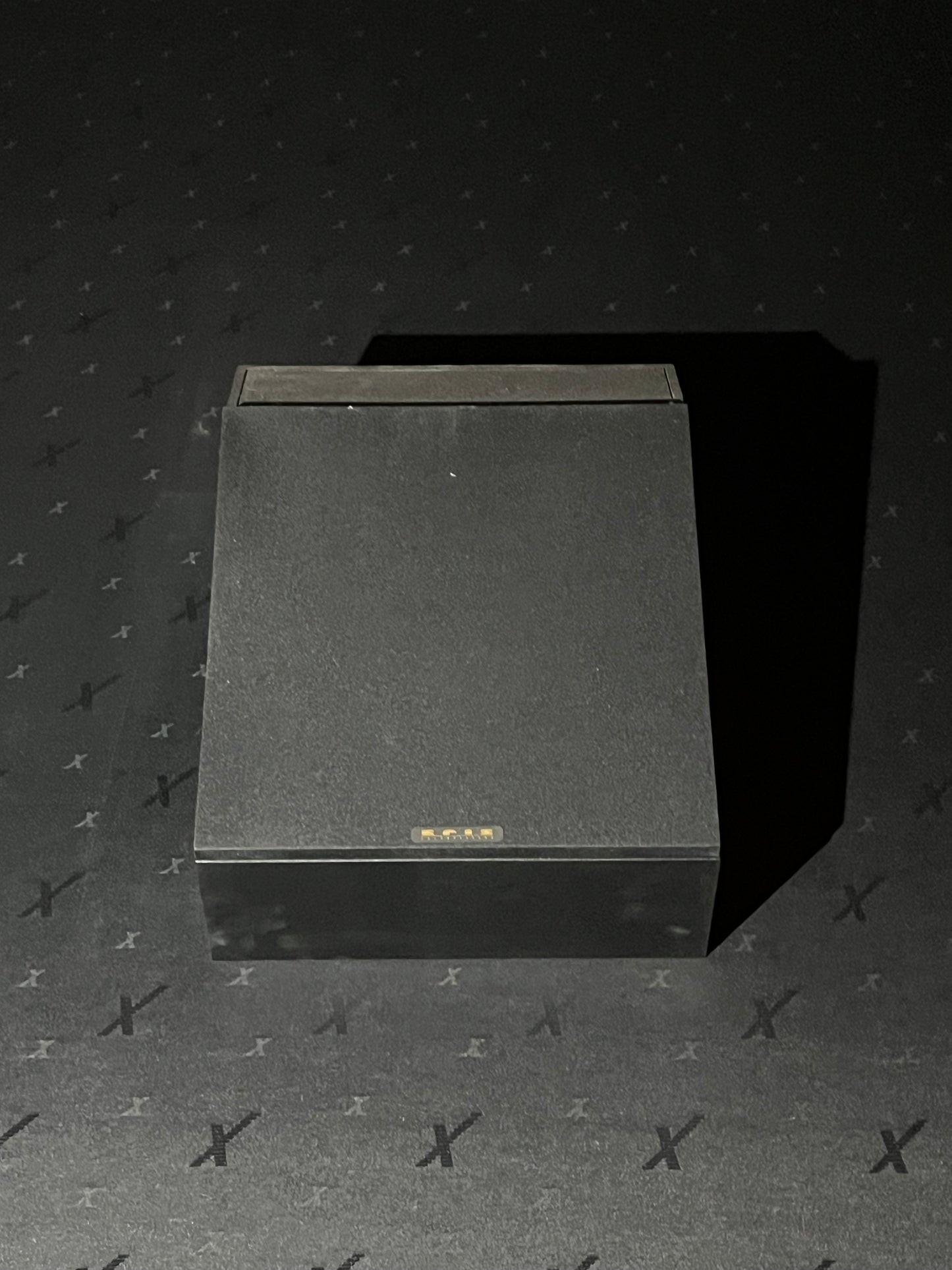 Surround Speaker KCS NEO-R11 450 x 465 x 270
