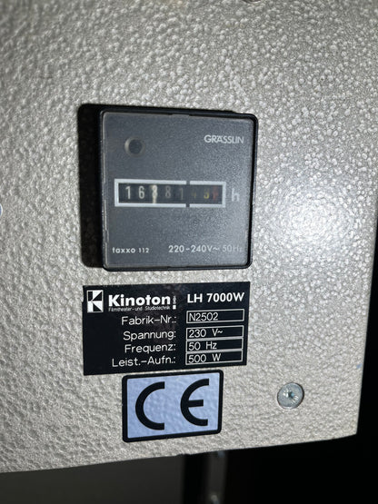 Kino Projektoranlage -Kinoton FP30 D/LH7000W/M-Table/ST200 E/Schneider Kreuznach Cinelux Anamorphic 2xMC