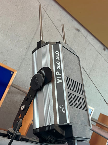 Halogen Strahler - Clay Paky V.I.P. 250 ALO 275x205x482