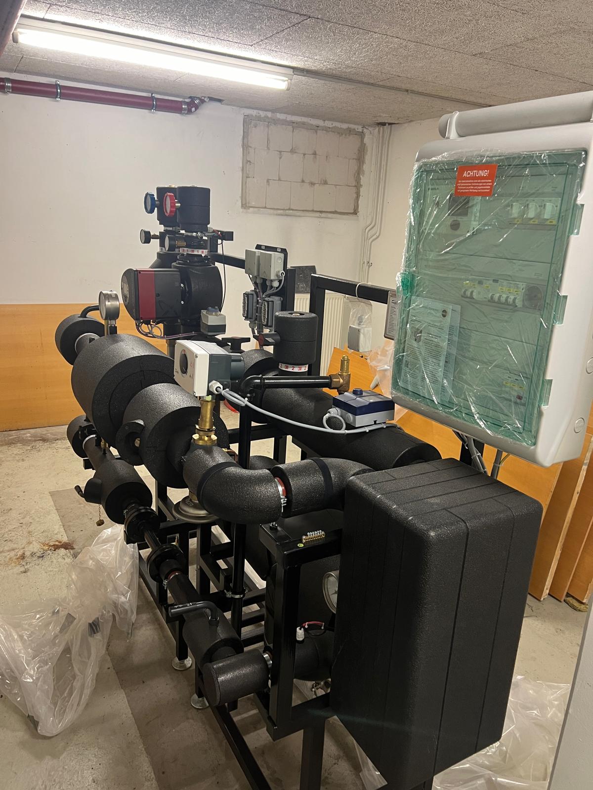 Fernwärme-Übergabestation 225 kW – YADOS YADO|PRO Typ 1-2H (NEU)