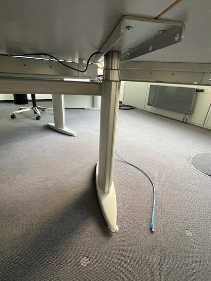 Direktoren-Schreibtisch_links/rechts