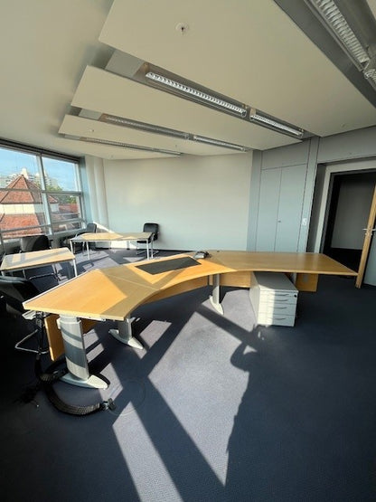 Direktoren-Schreibtisch_links/rechts