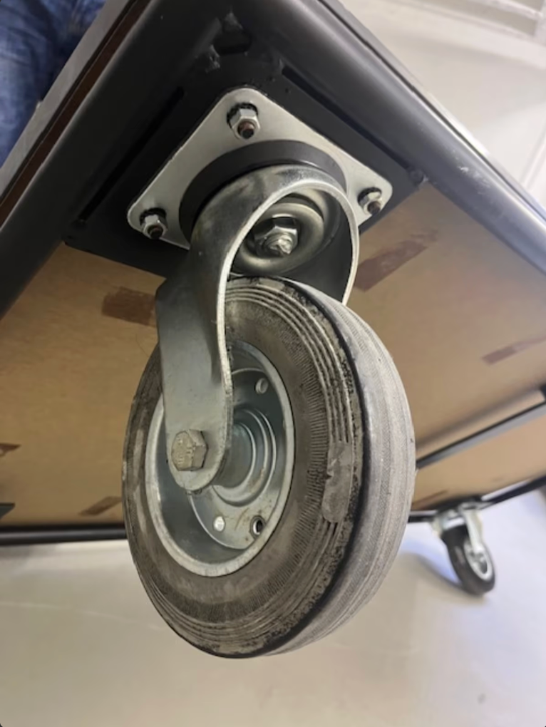 Plattformwagen 1750x820x950mm (LxBxH)