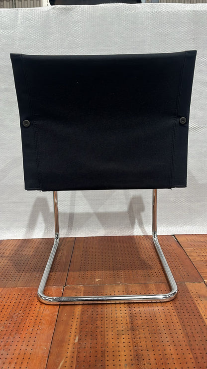 🪑 Vitra Freischwinger mit Armlehnen – klassischer Konferenzstuhl