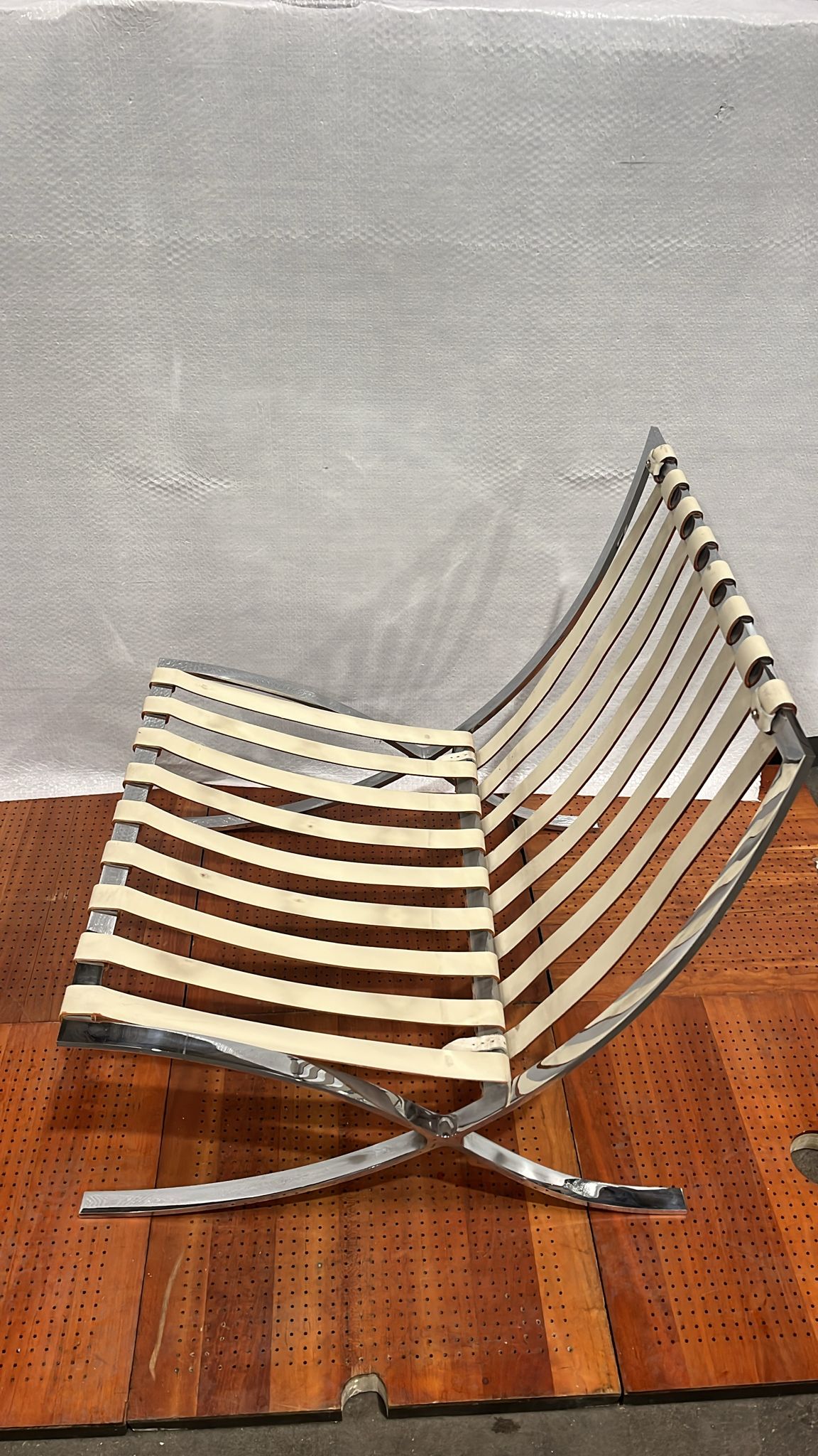 Knoll International, Barcelona Ledersessel, weiß/creme