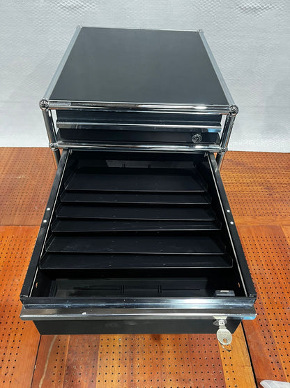 USM Haller Rollcontainer, drei abschließbare Schubladen, Graphitschwarz