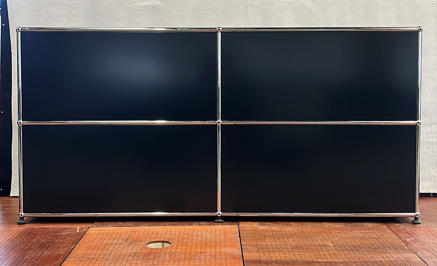 USM Haller Sideboard, Schwarz, Resopal-beschichtet, Softclose