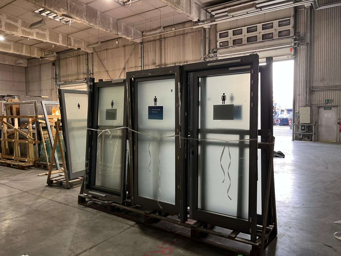 Brandschutztür Glas, T30-1 RS-FSA, Schüco ADS 80 FR 30, B1050 / H2220 (DIN L/R)