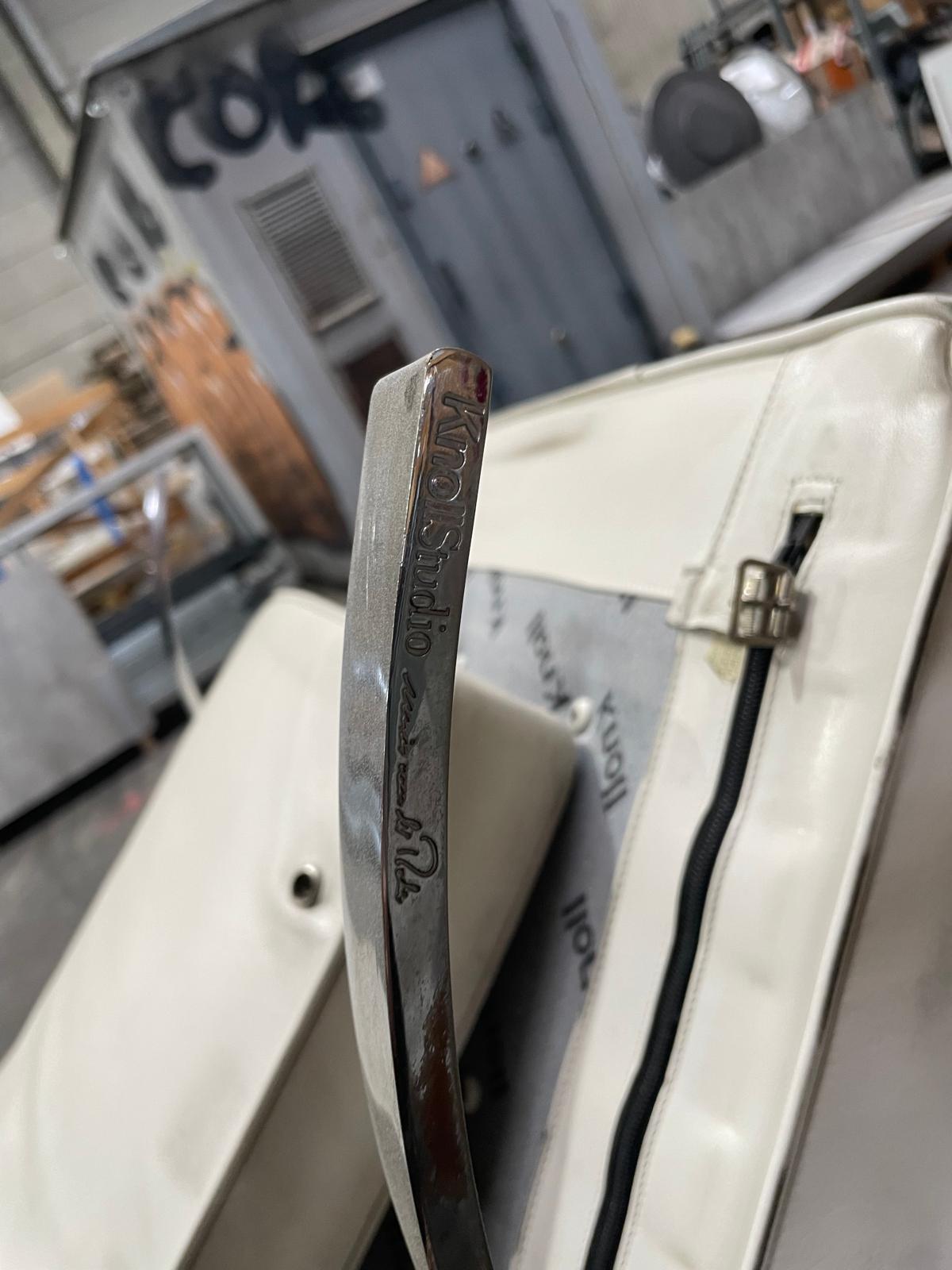 Knoll International, Barcelona Ledersessel, weiß/creme