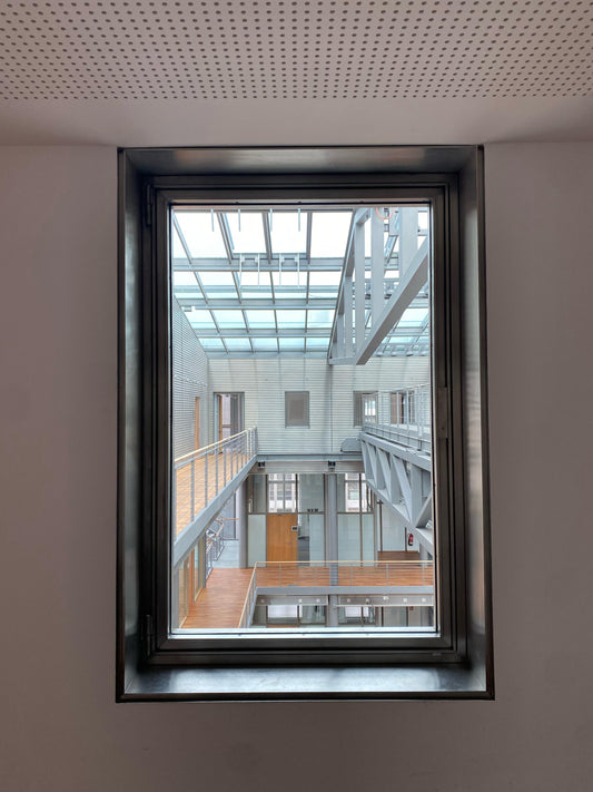 Fenster Innenbereich Edelstahl
