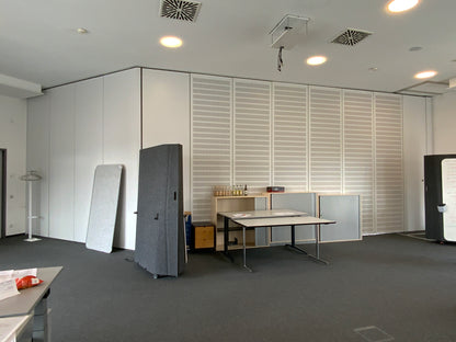 Trennwandsystem DORMA Hüppe Variflex Solid 12040x3800x100